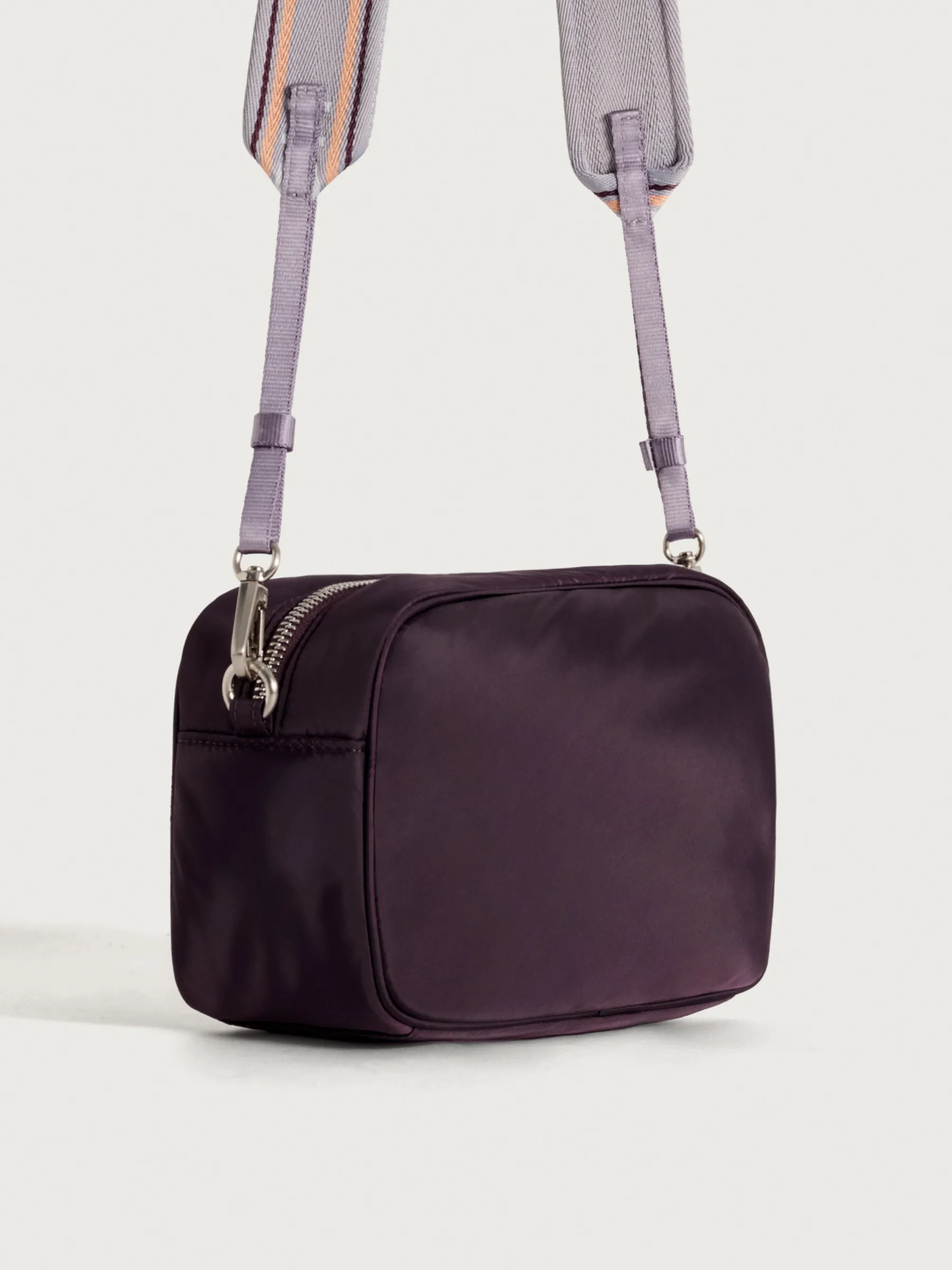 sac_bandoulire_teide_viol_2.webp Store HOFF SAC BANDOULIÈRE TEIDE VIOLET